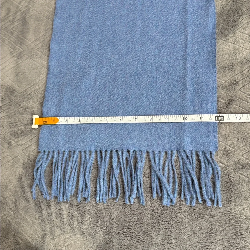 NWT Bloomingdale’s Cashmere Fringe Trim Scarf Mystical Blue Heather